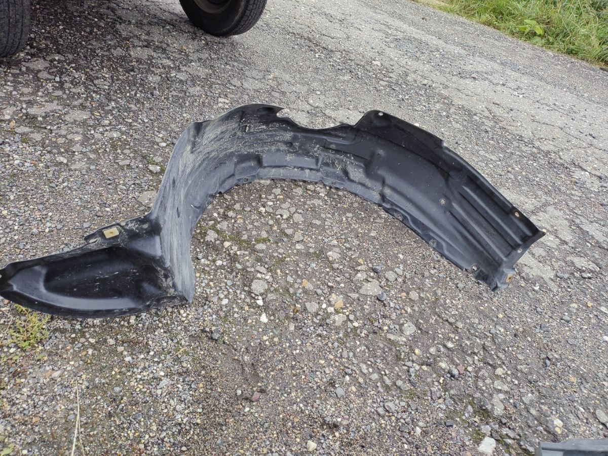 Подкрылок 53875-32080 на Toyota Vista ZZV50 1ZZ-FE Фото 3