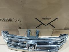 Решетка радиатора на Honda Stepwgn RK5 Фото 2