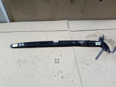 Молдинг стекла на Toyota Kluger V ACU25W
