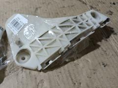 Крепление бампера 52535-52080, 52536-52090 на Toyota Ractis NCP100 Фото 2