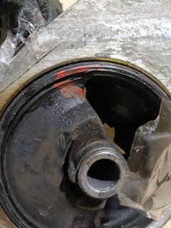 Подушка двигателя на Mitsubishi Galant EA7A 4G94 Фото 2