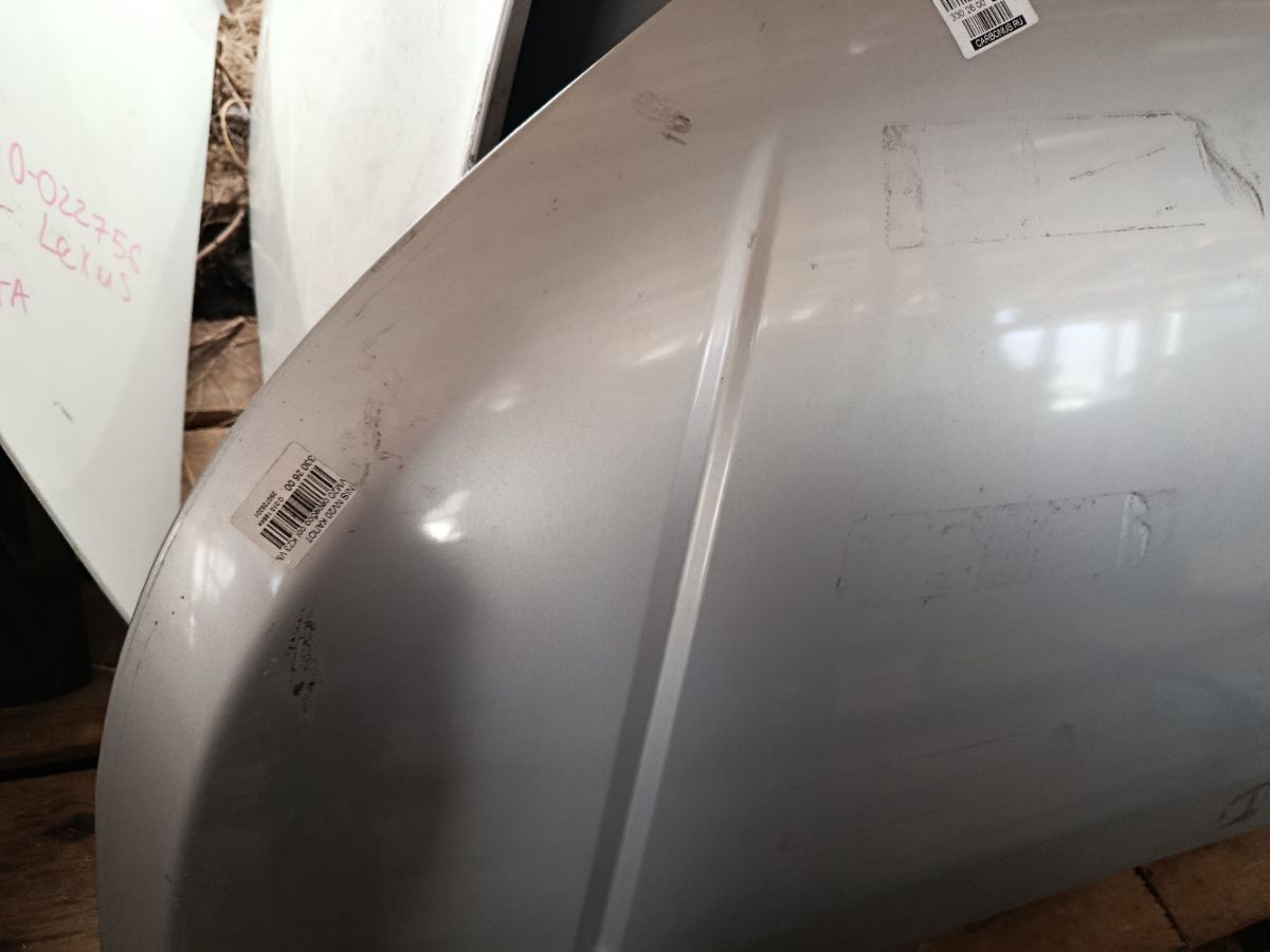 Капот на Nissan Nv200 VM20 Фото 9