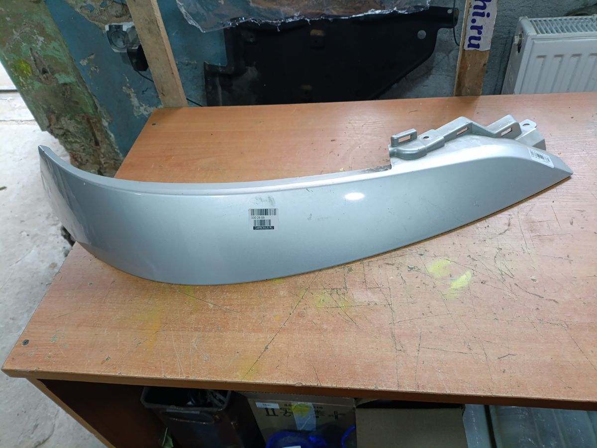 Планка под фару 62024-JX01A на Nissan Nv200 VM20 Фото 5