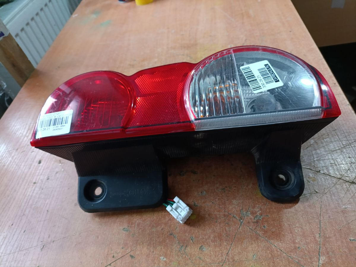 Стоп T002 T002 на Nissan Nv200 VM20 Фото 12