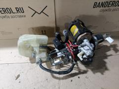 Главный тормозной цилиндр на Toyota Prius NHW11 1NZ-FXE Фото 2