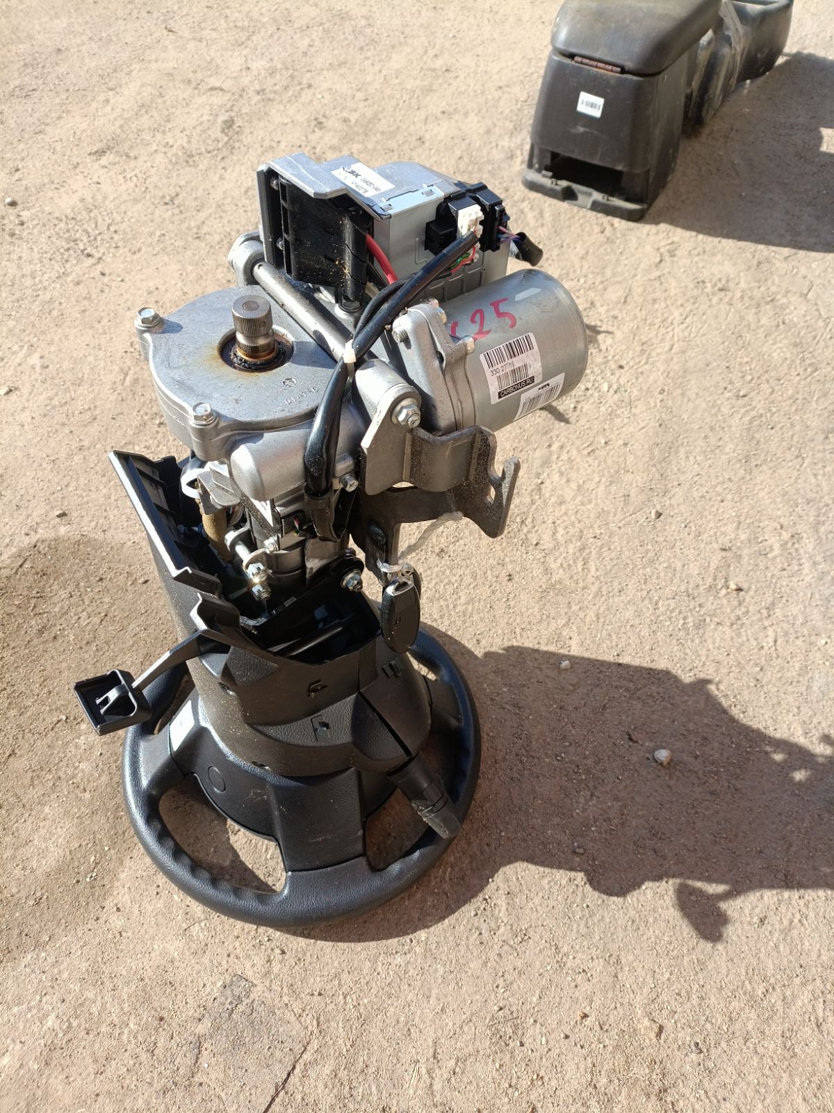 Рулевая колонка на Nissan Serena C25 Фото 4