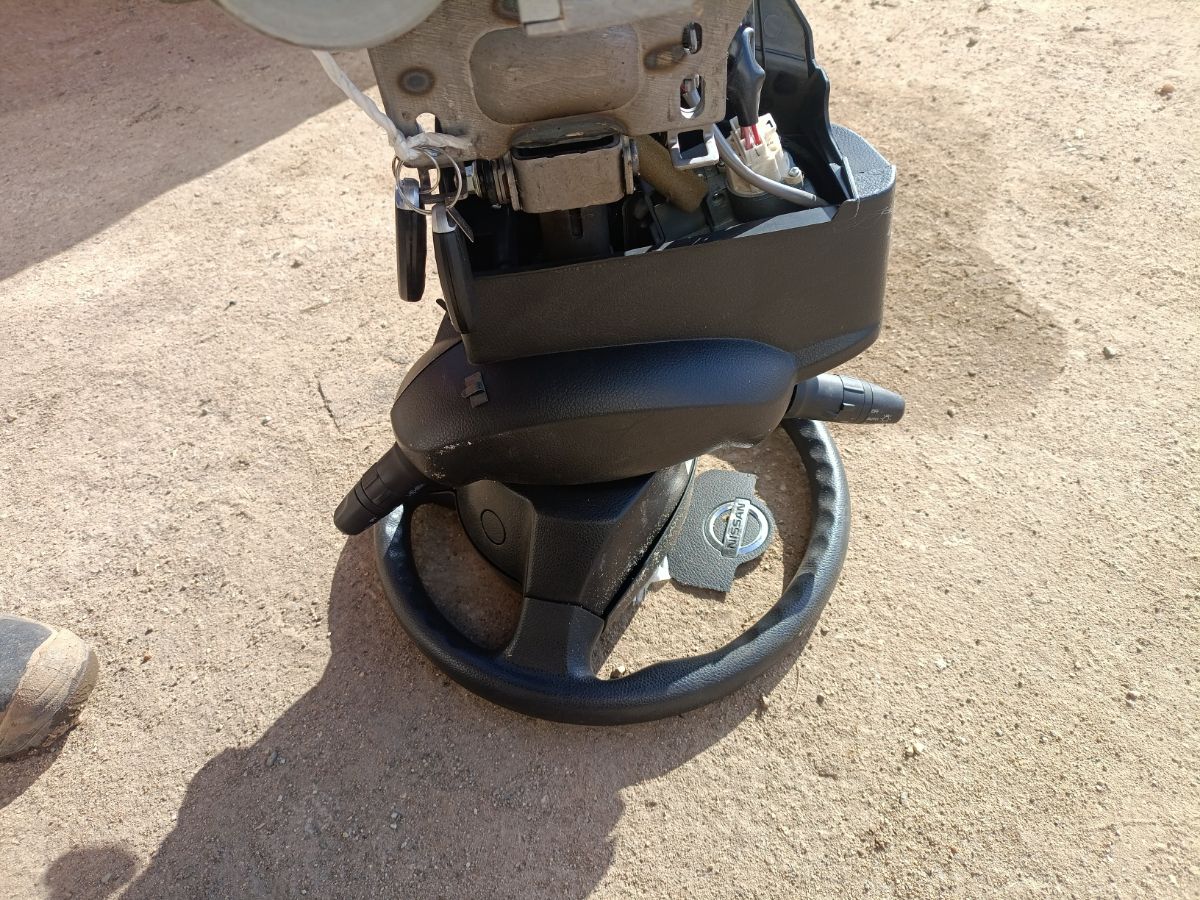 Рулевая колонка на Nissan Serena C25 Фото 5