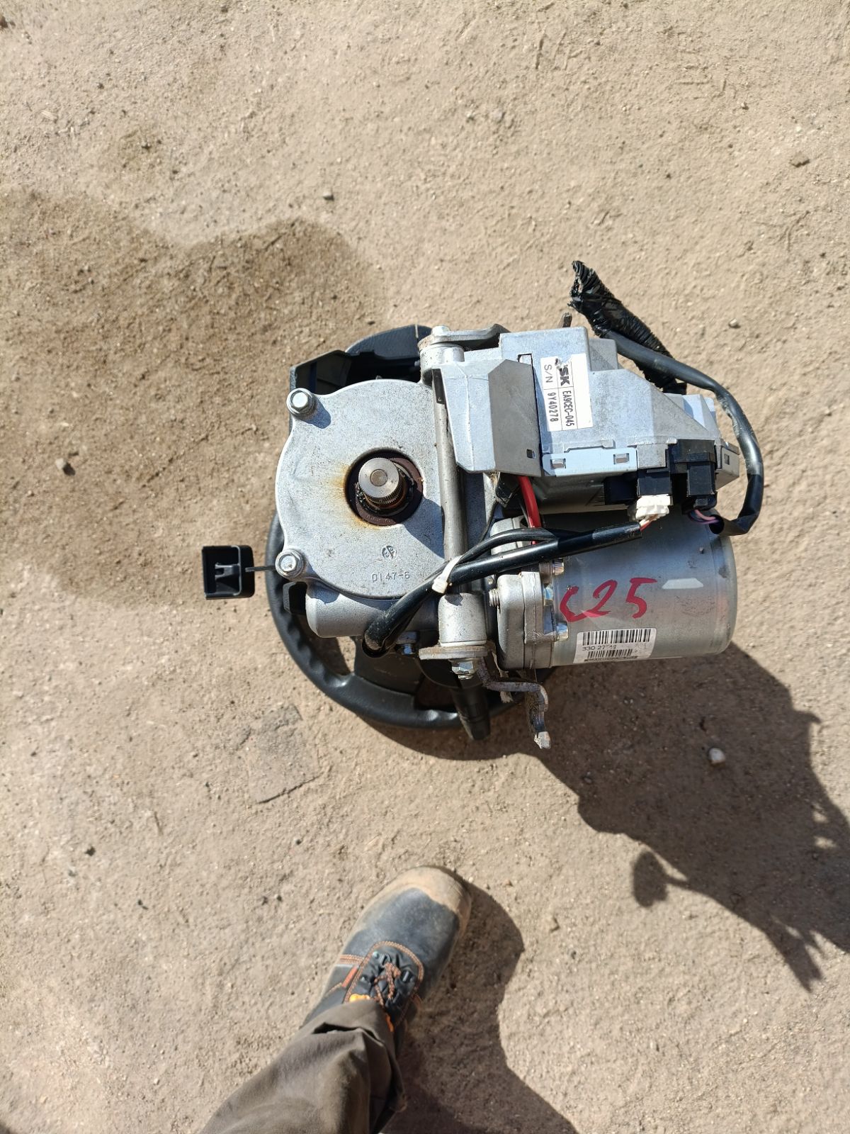 Рулевая колонка на Nissan Serena C25 Фото 6