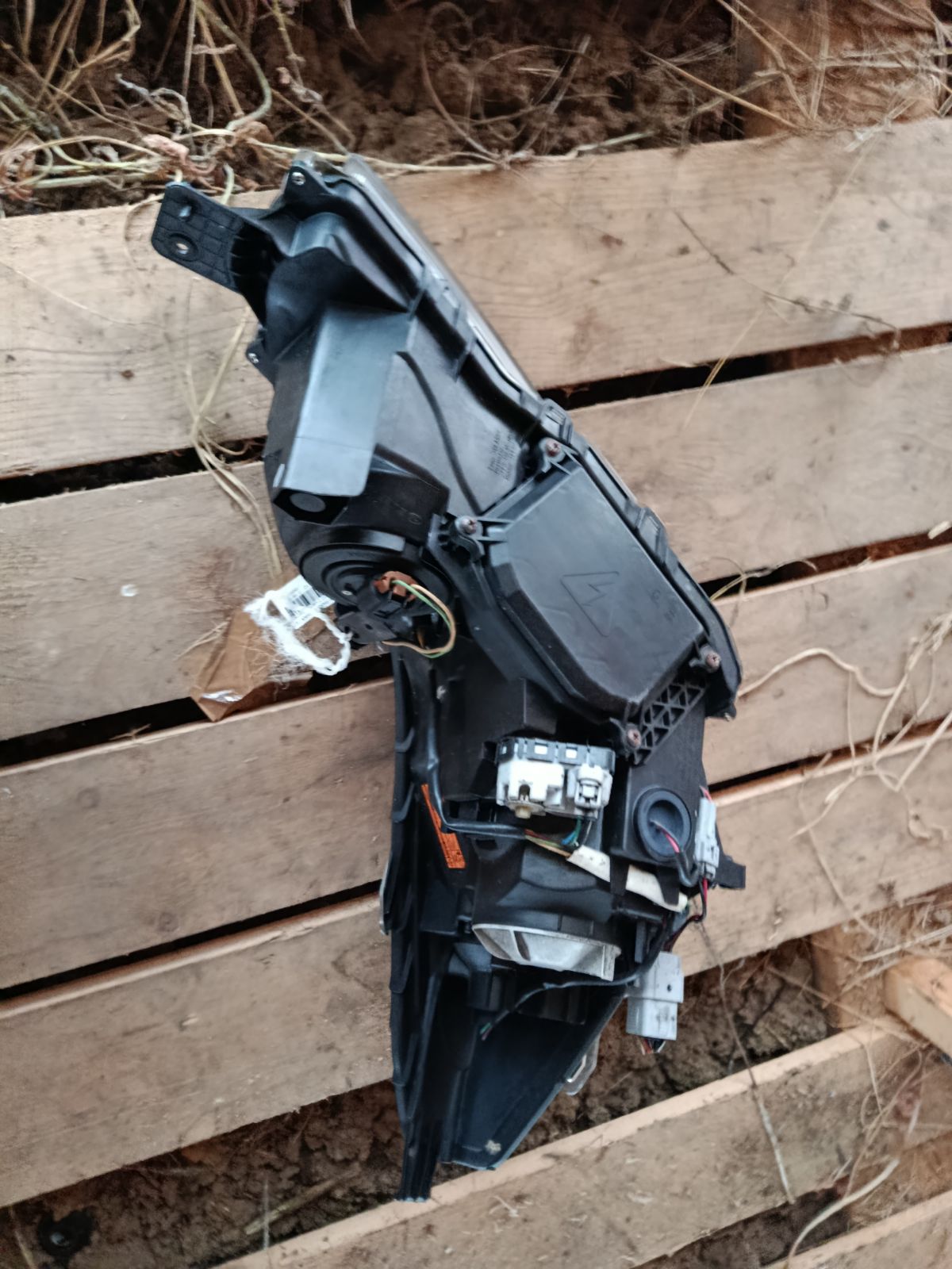 Фара 100-20061 100-20061 на Subaru Legacy Wagon BR9 Фото 13