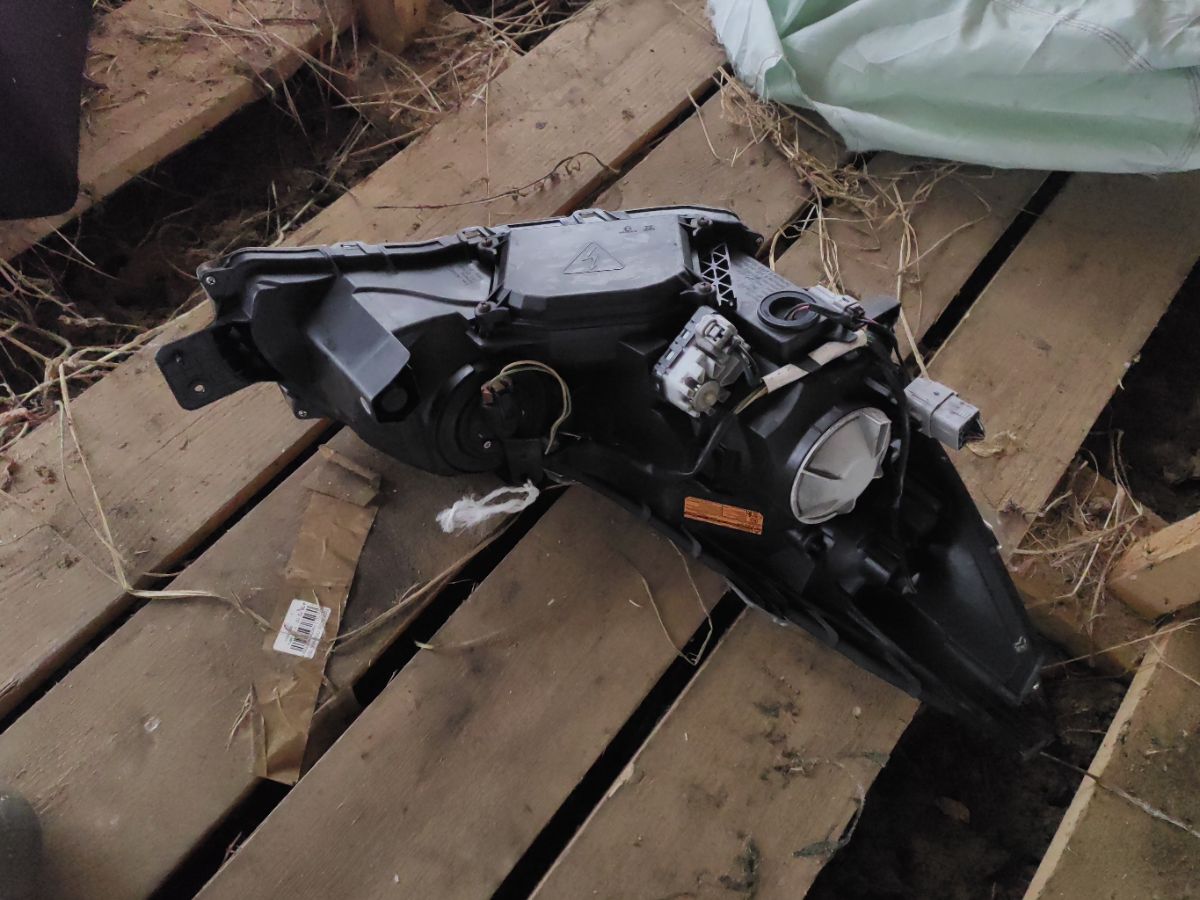 Фара 100-20061 100-20061 на Subaru Legacy Wagon BR9 Фото 23