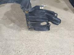 Подкрылок 53876-28250 на Toyota Voxy ZRR75G 3ZR-FAE Фото 2