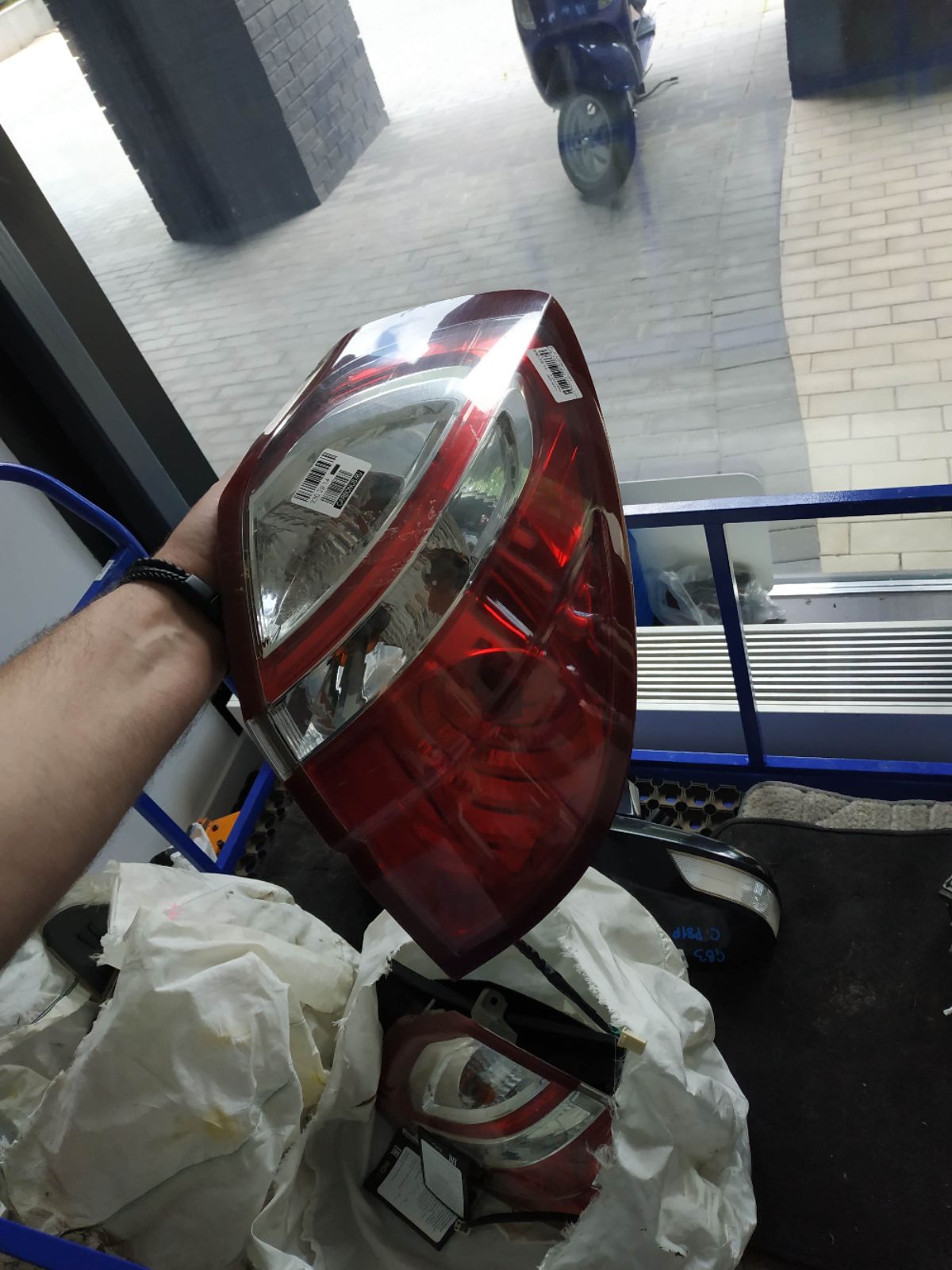 Стоп 220-20952 220-20952 на Subaru Legacy BP5 Фото 14