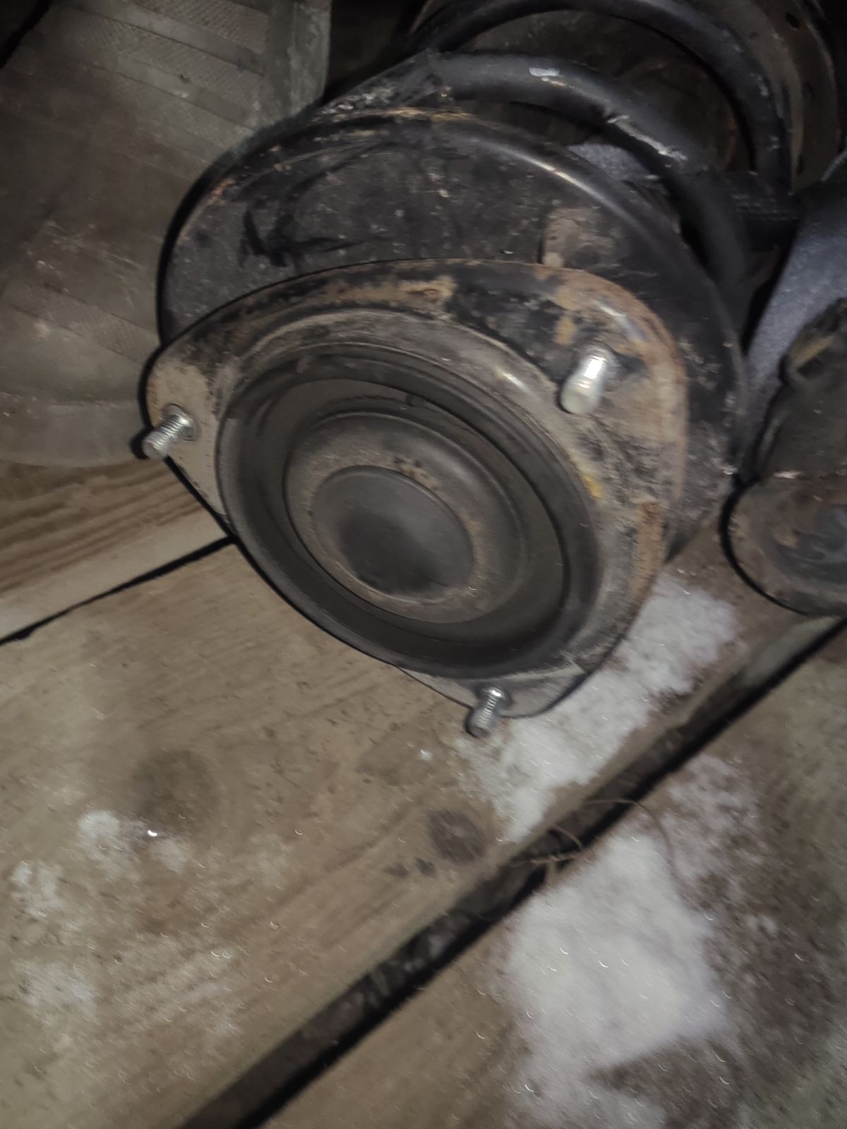 Стойка амортизатора на Subaru Legacy Wagon BP5 EJ203 Фото 7