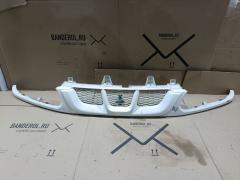 Решетка радиатора на Mitsubishi Delica Space Gear PD6W MR322168
