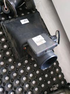 Датчик расхода воздуха E5T0B475 на Mitsubishi Delica Space Gear PD6W 6G72 Фото 6