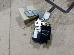 Реле MR305950. MB852142 на Mitsubishi Delica Space Gear PD6W 6G72 Фото 4