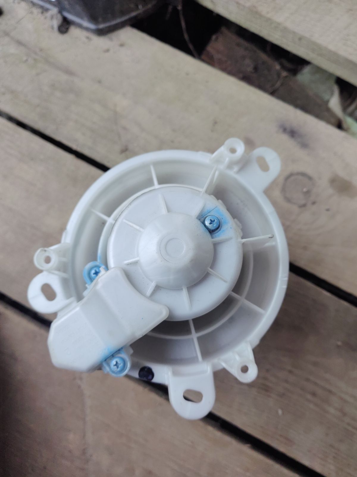 Мотор печки 27220-6A00K на Nissan Dayz B21W Фото 5