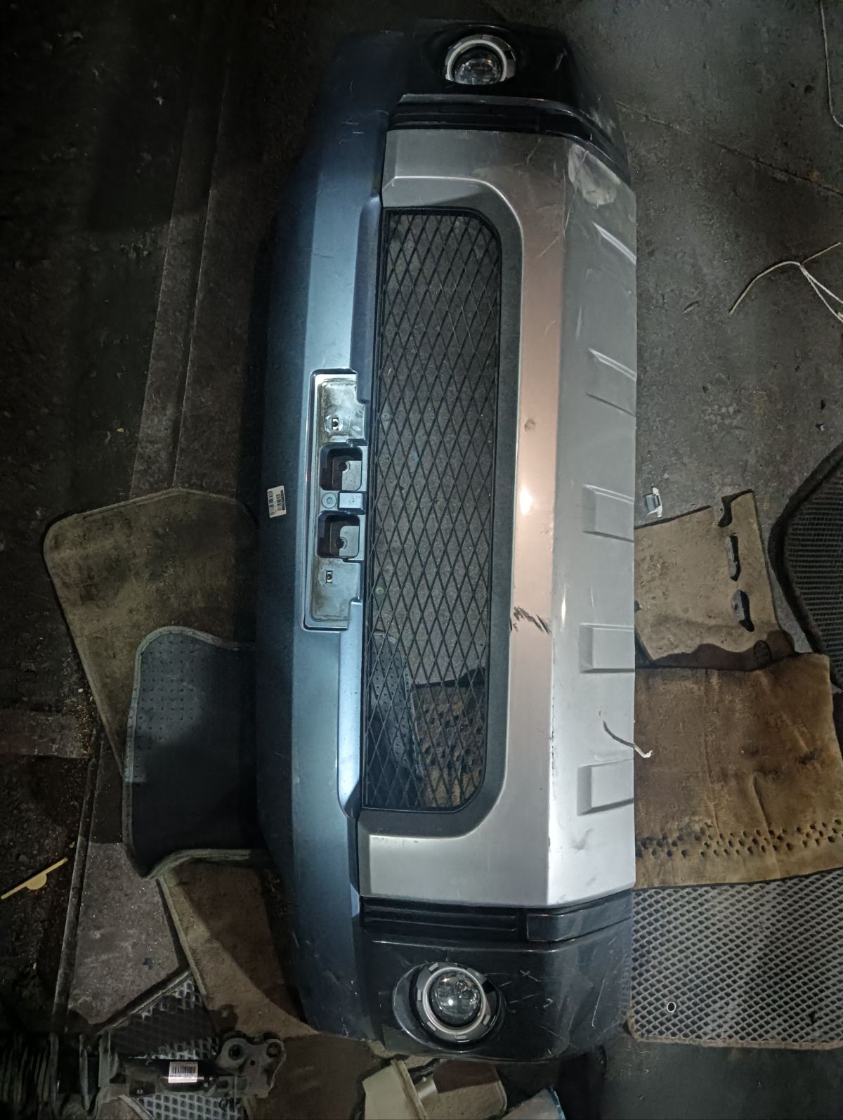 Бампер 0894 0894,6400A878 на Mitsubishi Delica D:5 CV5W Фото 9