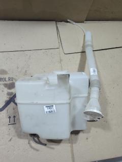 Бачок омывателя на Mitsubishi Delicad5 CV5W