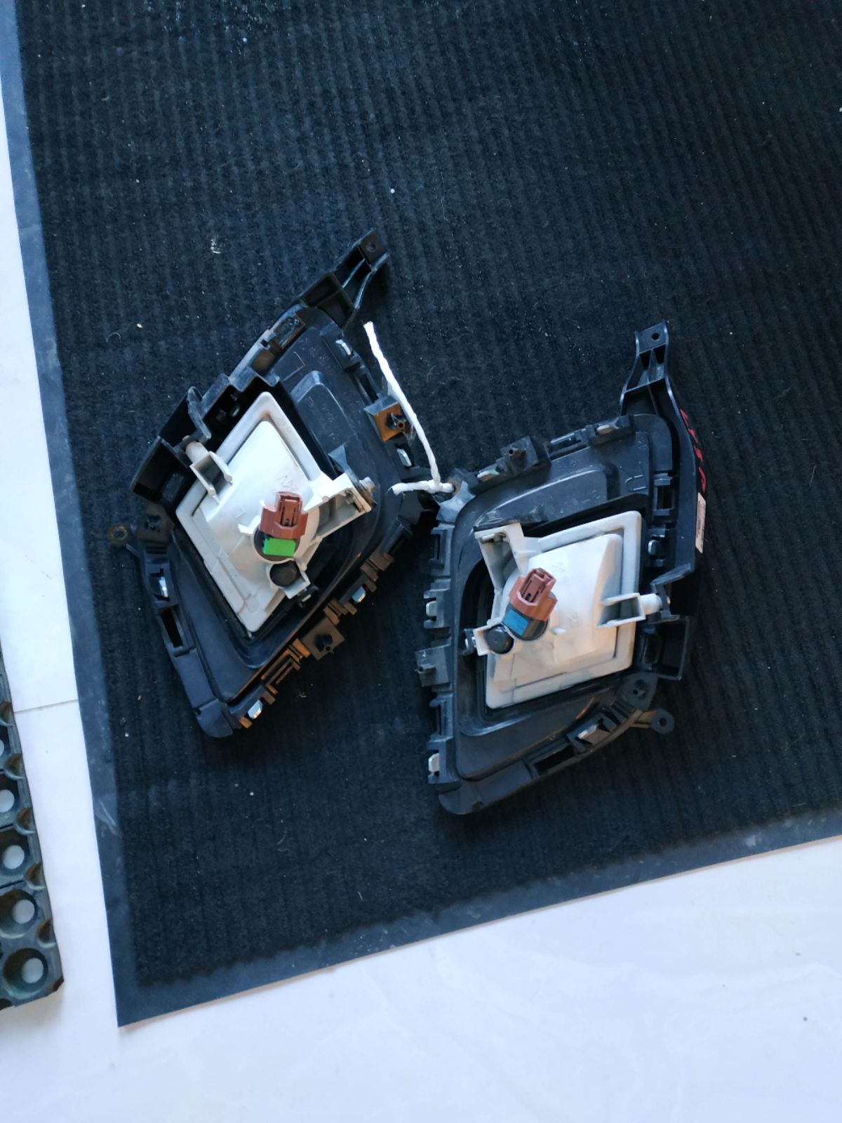 Туманка бамперная 114-41334 114-41334 на Mazda Mpv LY3P Фото 6