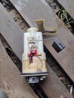 Бензонасос на Toyota Funcargo NCP20 2NZ-FE Фото 7