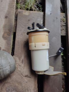 Бензонасос на Toyota Funcargo NCP20 2NZ-FE Фото 9