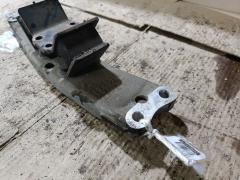 Подушка КПП на Toyota Mark Ii GX100 1G-FE Фото 4