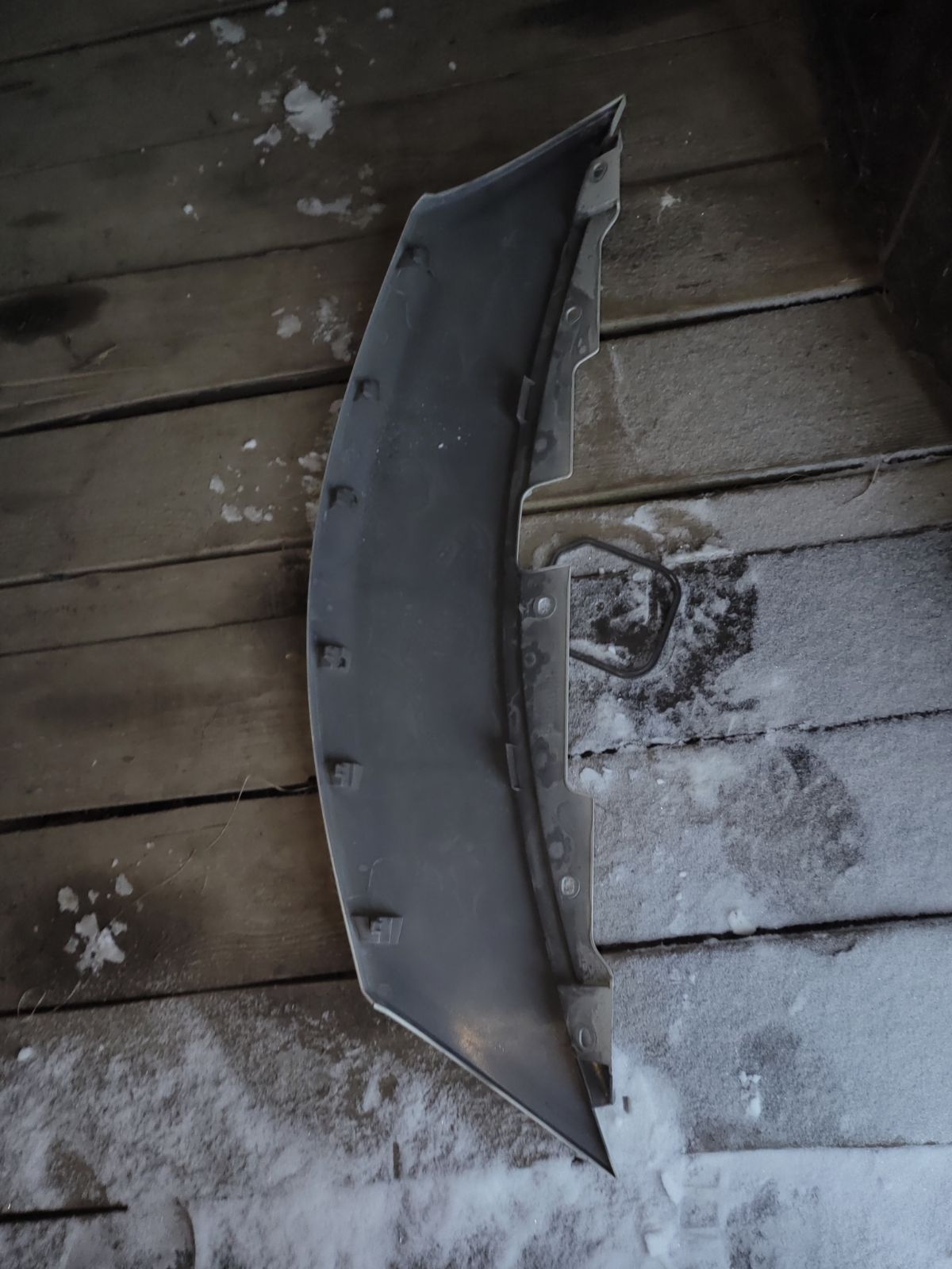 Решетка радиатора 62320-3VA0H на Nissan Note E12 Фото 8