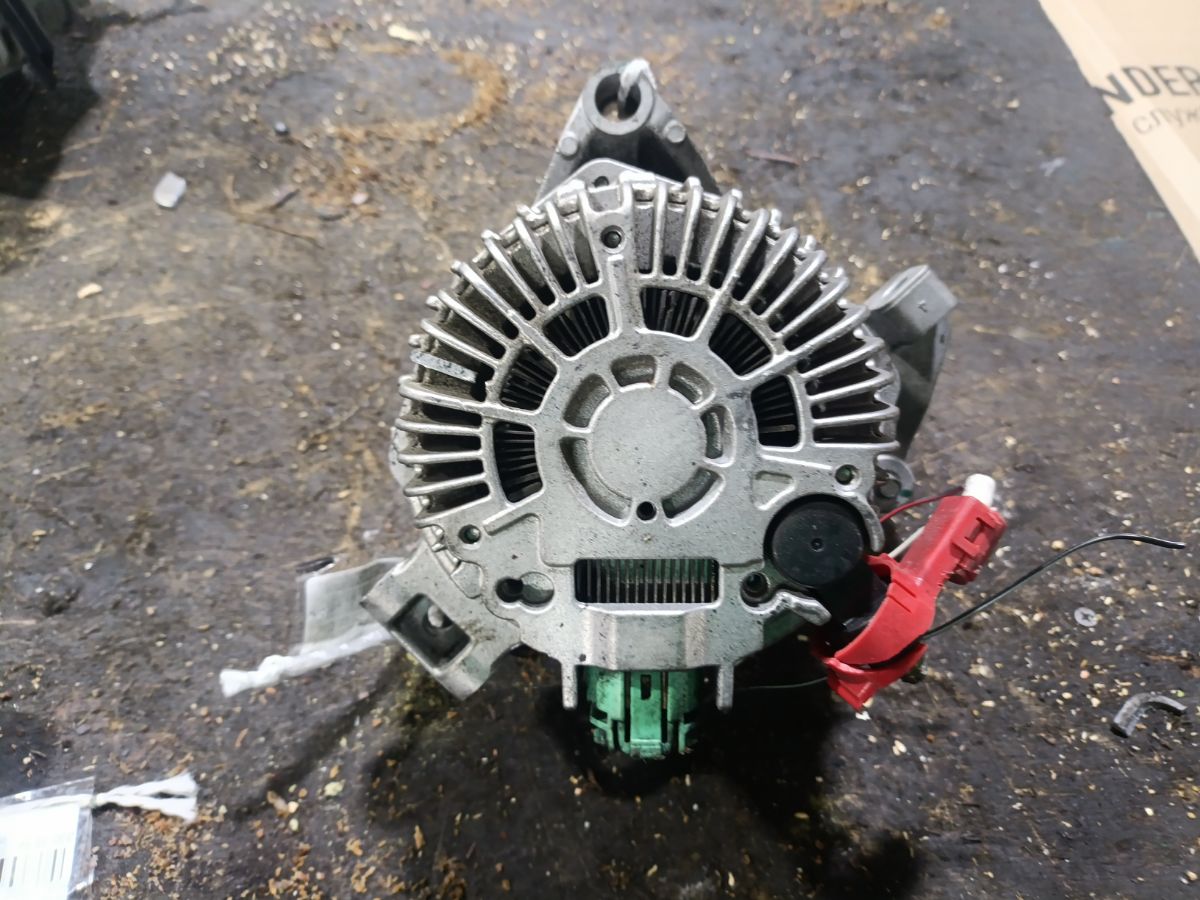 Генератор на Subaru Impreza GP3 FB16A Фото 2