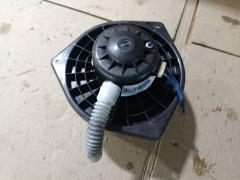 Мотор печки на Mitsubishi Delicad5 CV5W