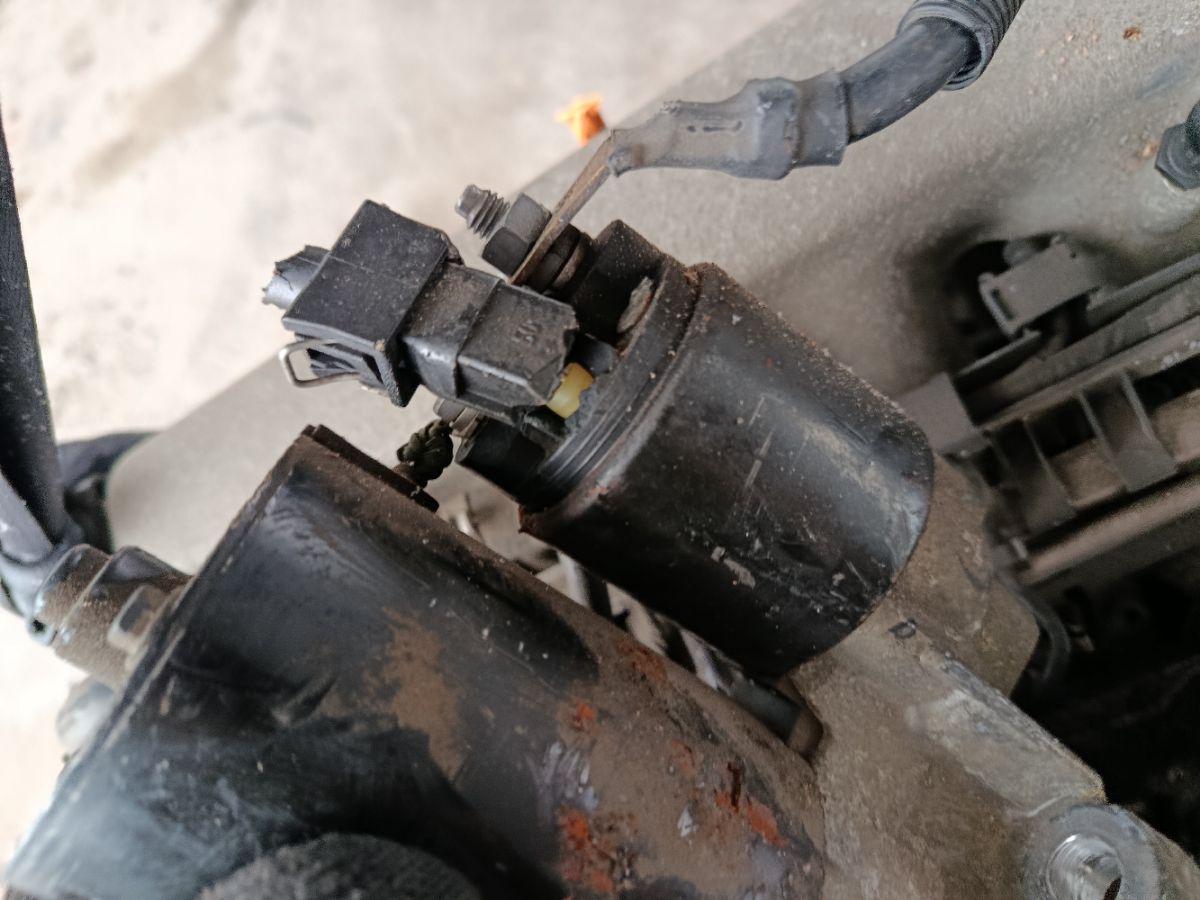 Двигатель на Volkswagen New Beetle 9C AWU Фото 5