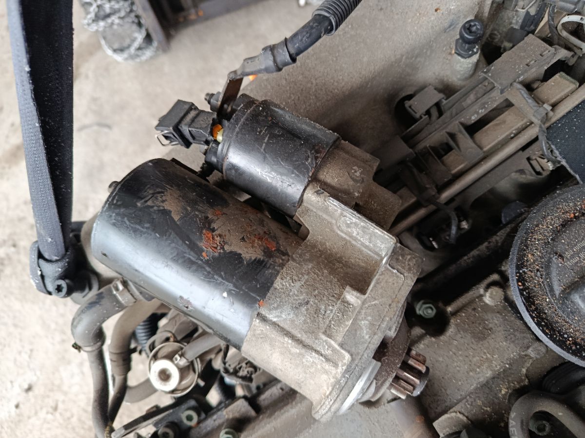 Двигатель на Volkswagen New Beetle 9C AWU Фото 6