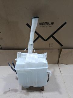 Бачок омывателя на Toyota Wish ZGE20G 85315-68020