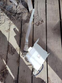 Бачок омывателя на Toyota Voxy ZRR75G Фото 6