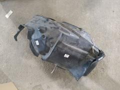 Подкрылок на Bmw 1-Series E87 N45B16A 51717059372, Переднее Правое расположение