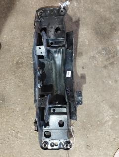 Балка подвески на Subaru Forester SG5 EJ205