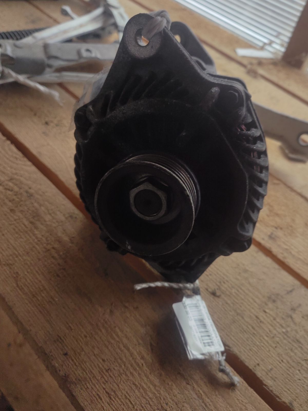 Генератор 23700AA520, 	23700AA522, 23700AA521 на Subaru Legacy Wagon BP5 EJ203 Фото 6