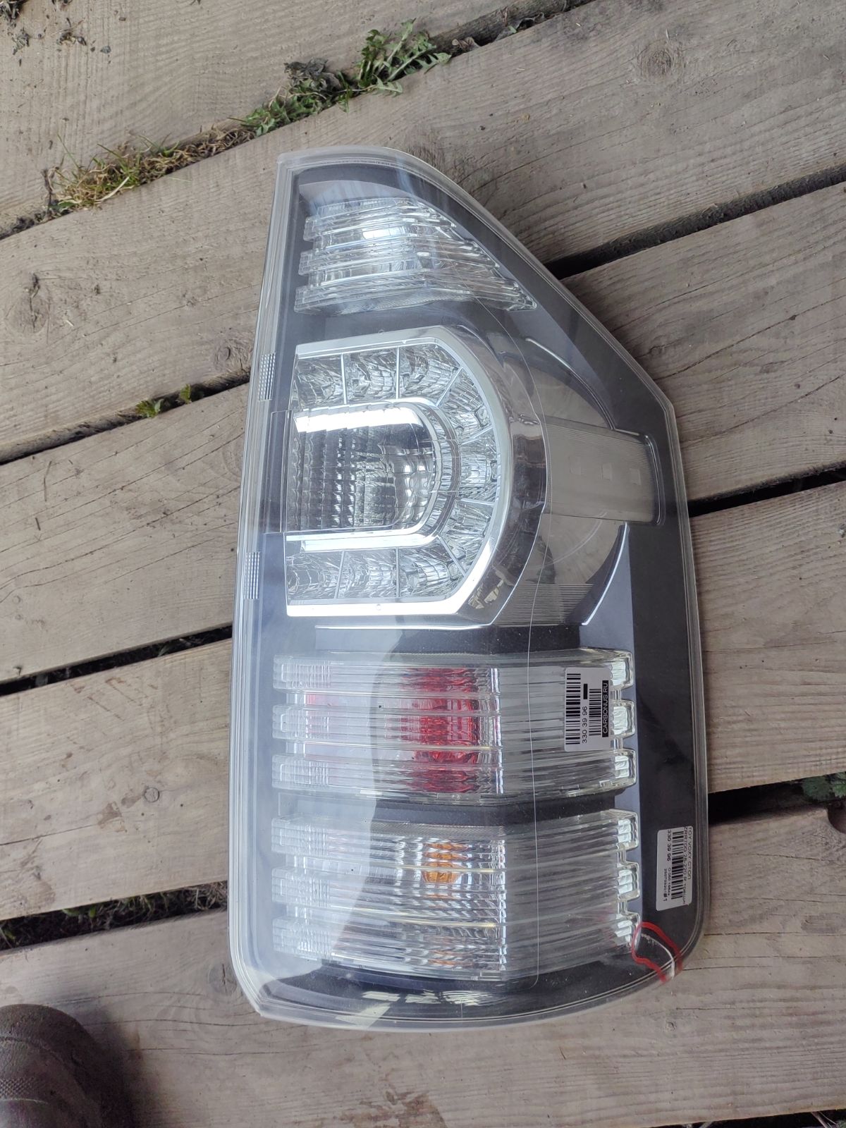 Стоп 28-220 28-220 на Toyota Voxy ZRR70G Фото 6