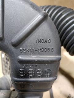 Корпус воздушного фильтра 17701-64310 на Toyota Lite Ace KR52V 7KE Фото 4