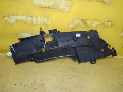 Защита замка капота 53141-05030, 53795-05010 на Toyota Avensis Wagon AZT250W 1AZ-FSE Фото 2