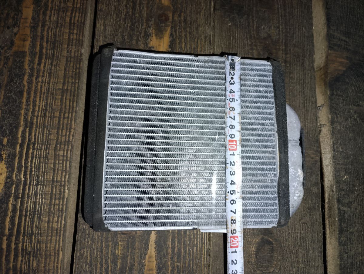 Радиатор печки на Toyota Gaia ACM10G 1AZ-FSE Фото 5