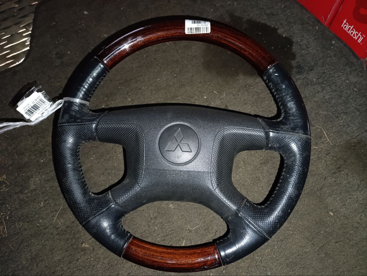 Руль на Mitsubishi Pajero V73W Фото 8