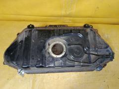 Бак топливный на Toyota Vitz NCP10 2NZ-FE 77001-52020  77001-52021