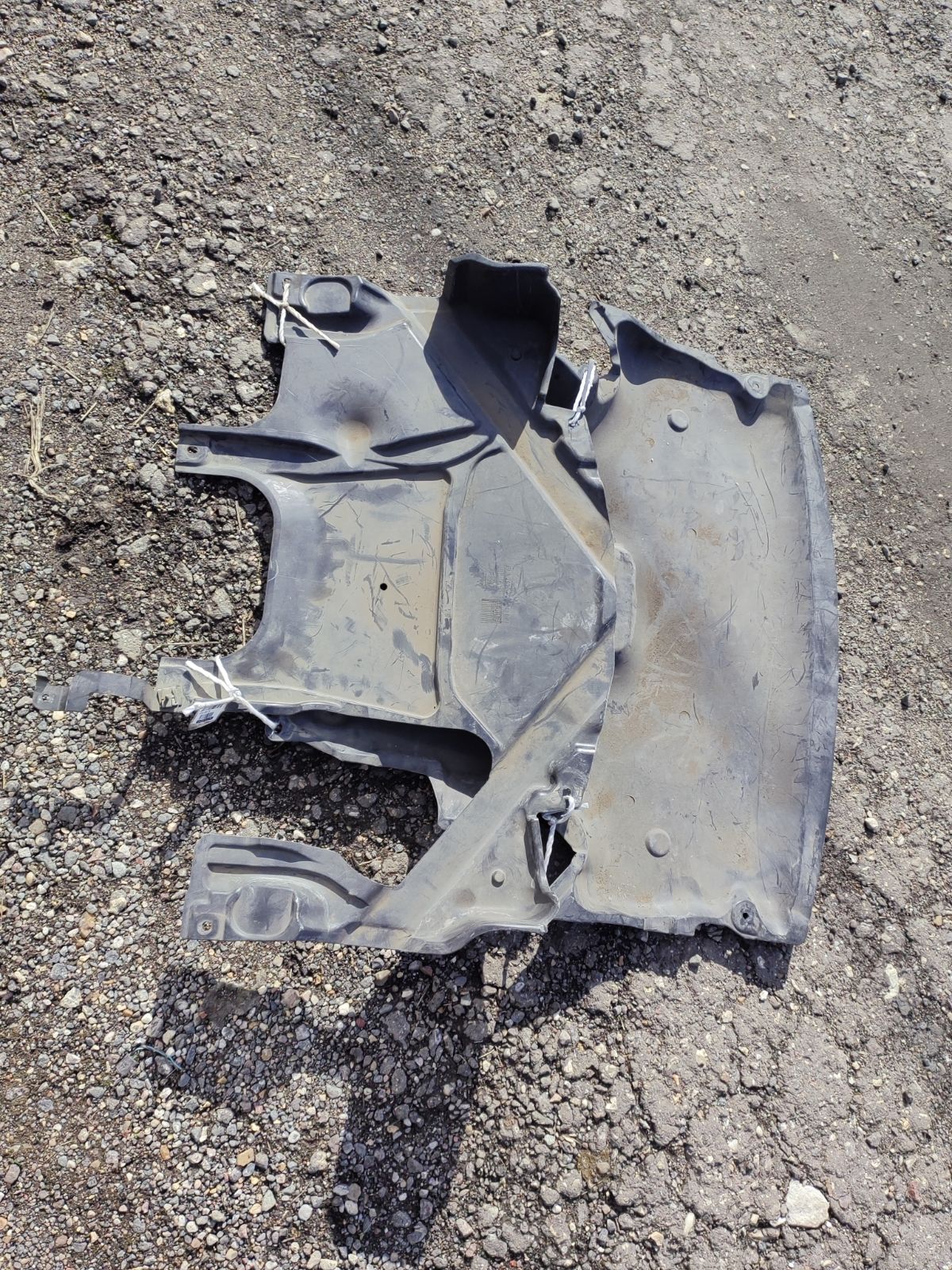 Защита двигателя A2095242530 на Mercedes-Benz Clk-Class C209.342 271.940 Фото 3