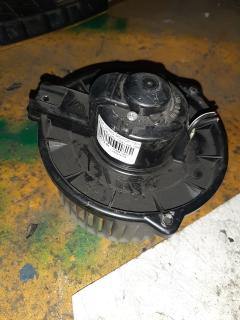 Мотор печки 87103-12050 на Toyota Corolla Spacio ZZE124N Фото 3