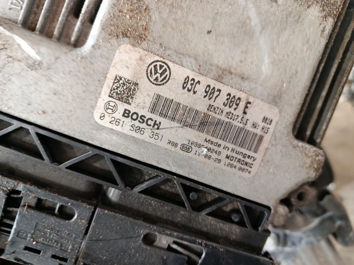 Двигатель на Volkswagen Passat Variant 3C CAX Фото 11