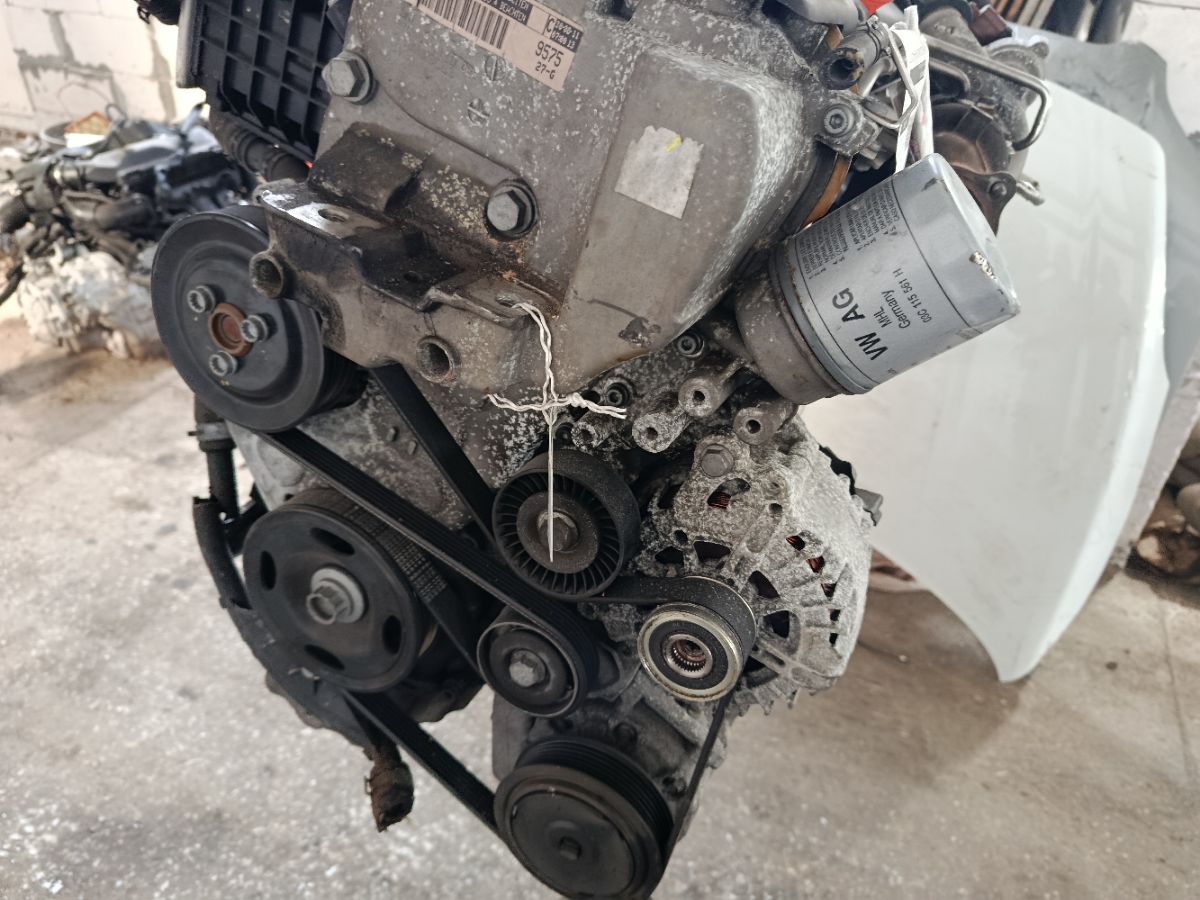 Двигатель на Volkswagen Passat Variant 3C CAX Фото 6