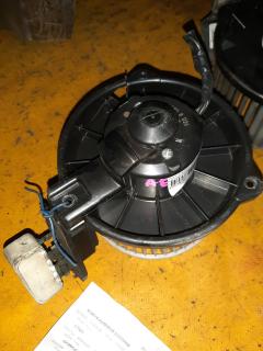 Мотор печки 87103-12030 на Toyota Corolla AE100 Фото 4