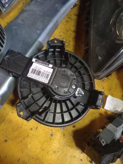 Мотор печки 272700-0101, 79310-TF0-003 на Honda Fit GE6 Фото 2