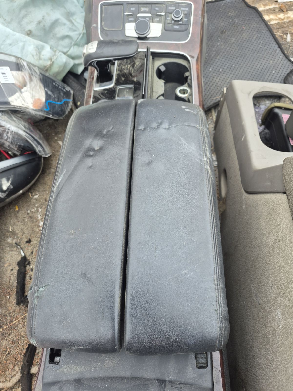 Подлокотник 4H0863075E, 4H0864051B на Audi A8 4H Фото 9